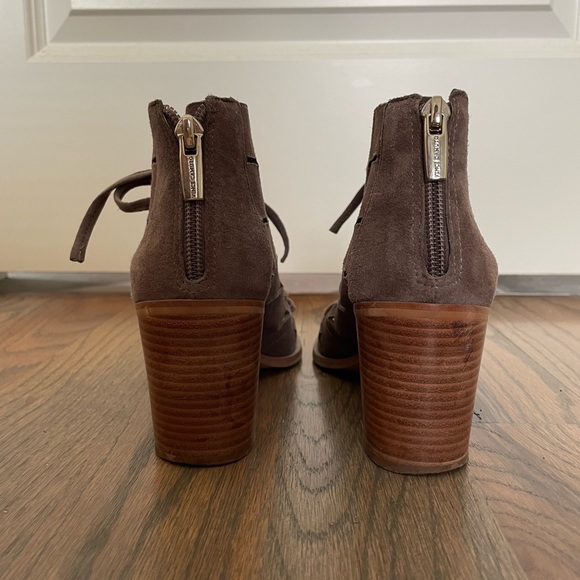 Vince Camuto open toe lace up heels - Picture 3 of 4